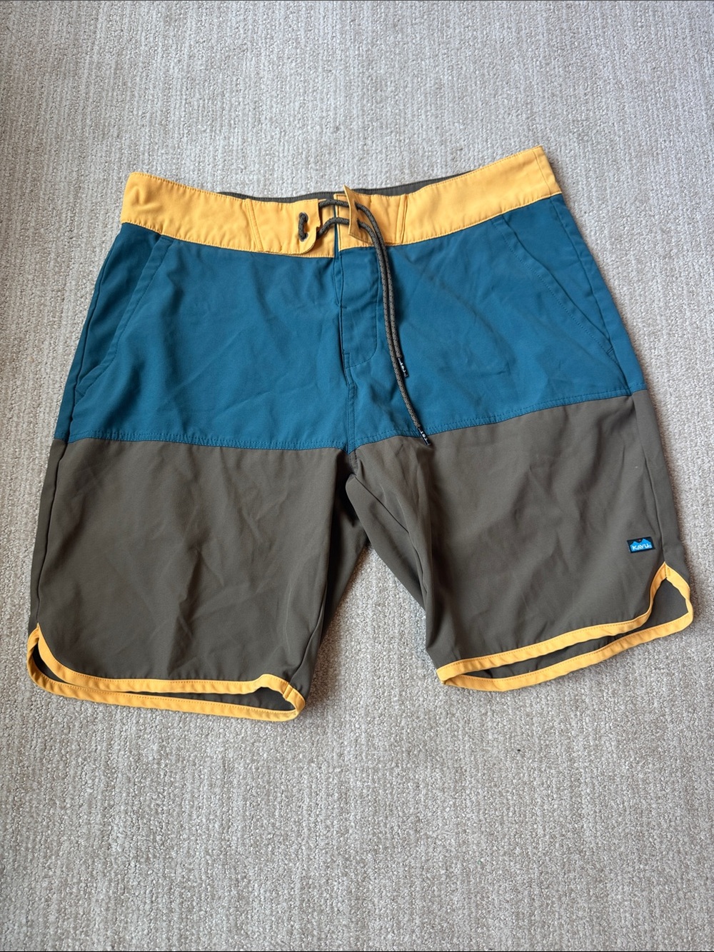 KAVU Men's Size L Land Or Sea Boardshorts 9" Quick Dry Colorblock Swim Trunks